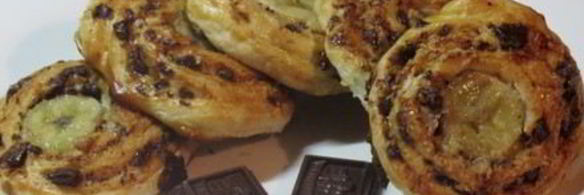 шоколадно-банановые булочки улитки