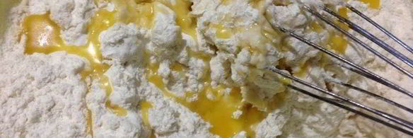 сырные булочки с базиликом на картофельно-дрожжевом тесте