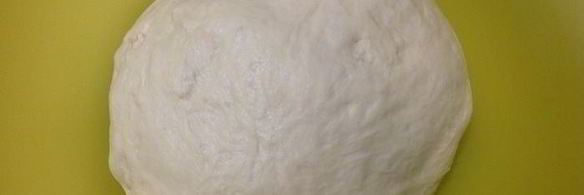 сырные булочки с базиликом на картофельно-дрожжевом тесте