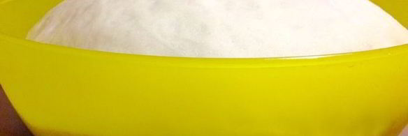 сырные булочки с базиликом на картофельно-дрожжевом тесте