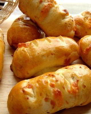 Сырные булочки с тмином