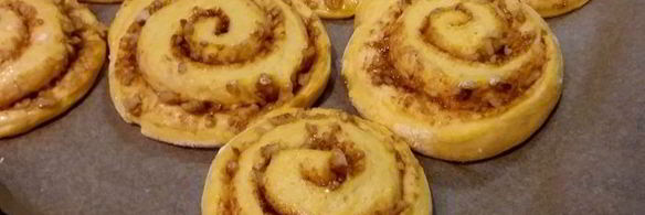 тыквенные булочки с ореховой начинкой