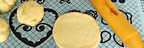 ватрушки с брусникой