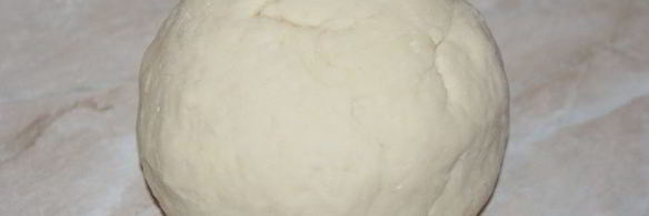 ватрушки с копченым сыром и чесноком