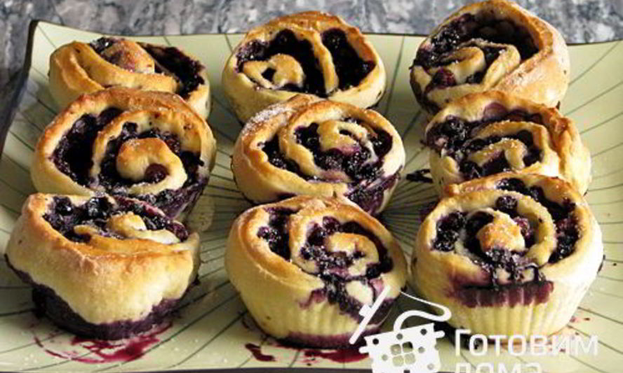 Рецепт черничных рулетиков