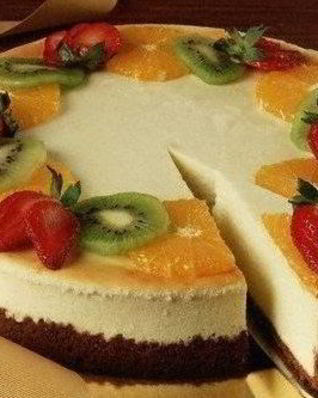 Английский чизкейк с изюмом и фруктами