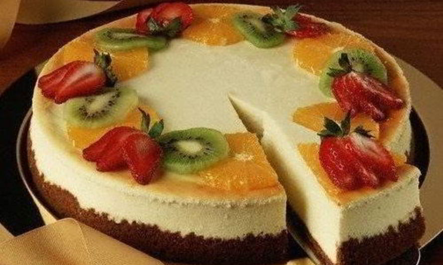 Рецепт английского чизкейка с изюмом и фруктами