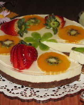 Чизкейк без выпечки с сыром Маскарпоне, клубникой и фруктами