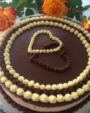 Чизкейк с черносливом