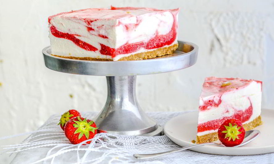 Рецепт чизкейка с клубникой без выпечки