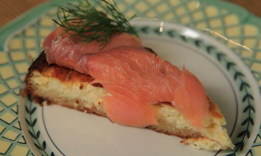 Рецепт чизкейка с семгой и грюйером