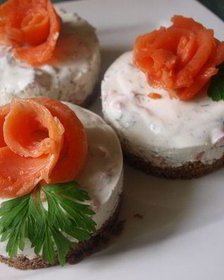 Чизкейк с семгой