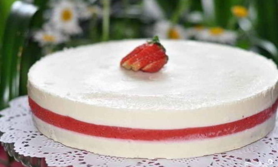 Рецепт клубничного чизкейка без выпечки