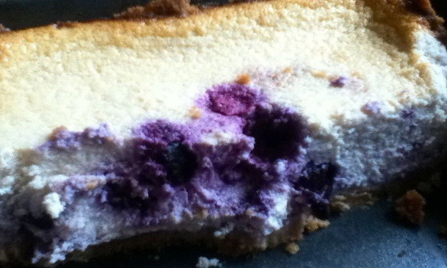 Рецепт неправильного чизкейка с черникой