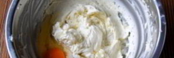 шоколадный чизкейк с вишней