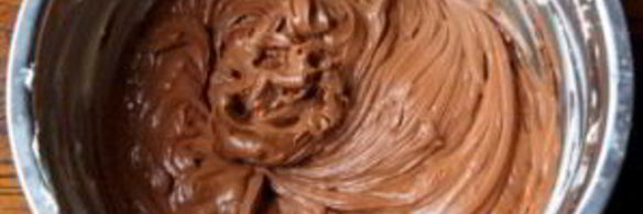 шоколадный чизкейк с вишней