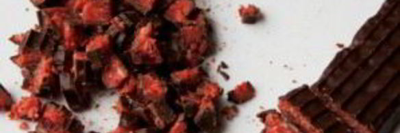 шоколадный чизкейк с вишней