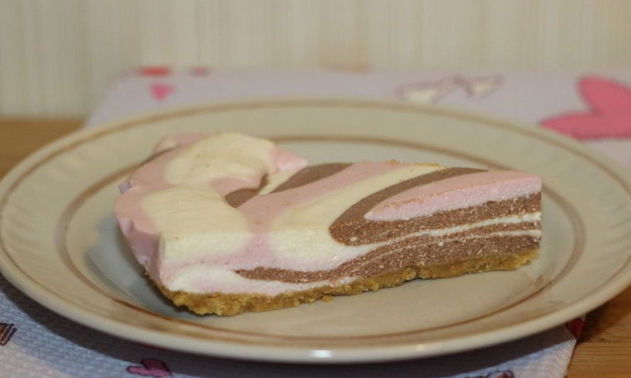 Рецепт трехцветного домашнего чизкейка
