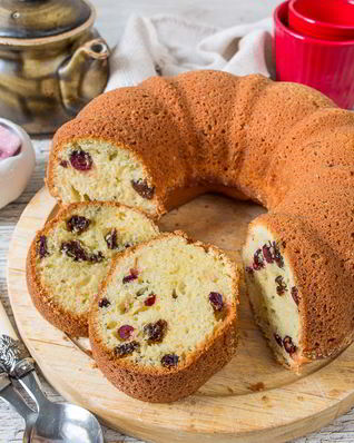 Апельсиновый кекс с изюмом на оливковом масле