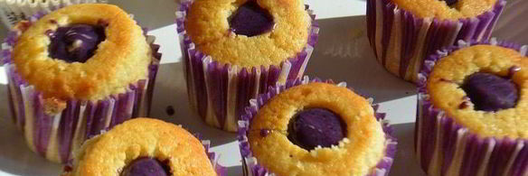 черничные капкейки с творожно-ягодной начинкой