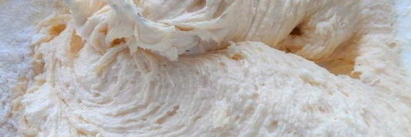 кекс на маскарпоне с брусникой