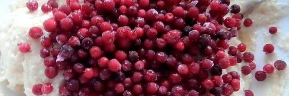 кекс на маскарпоне с брусникой