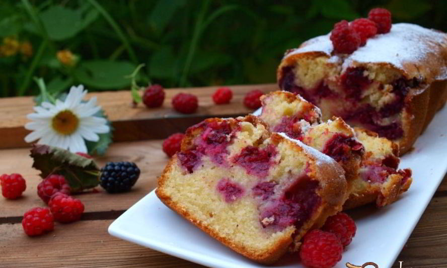 Рецепт кекса с ежевикой и малиной