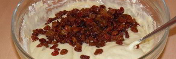 кекс с изюмом в мультиварке