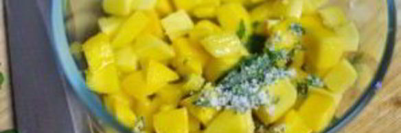 кекс с манго и мятой