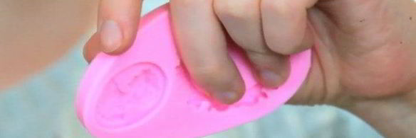 кексы красный бархат с вишневой начинкой