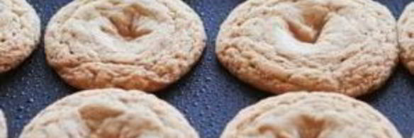 кексы с шоколадной начинкой и кремом