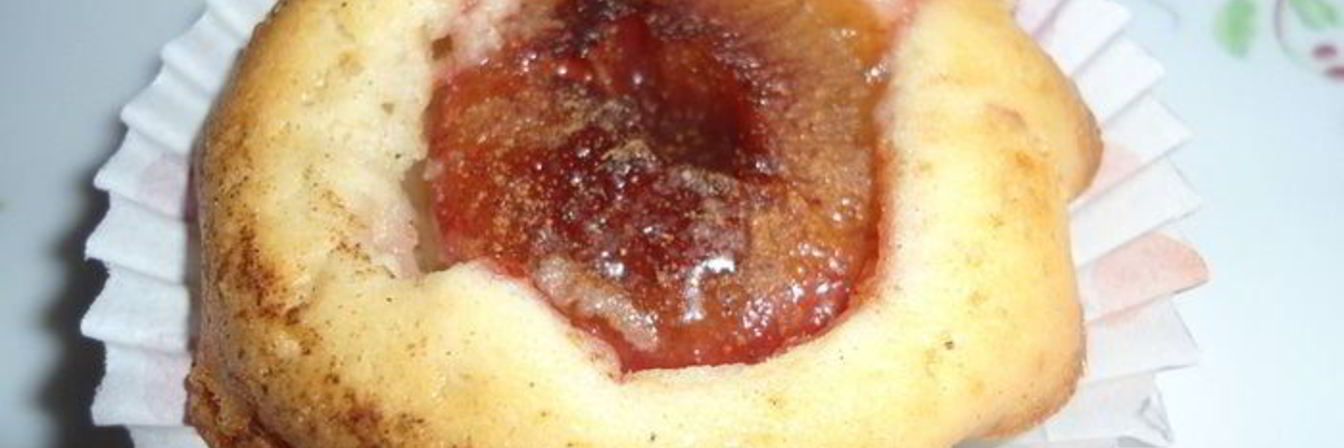 Кексы со сливой