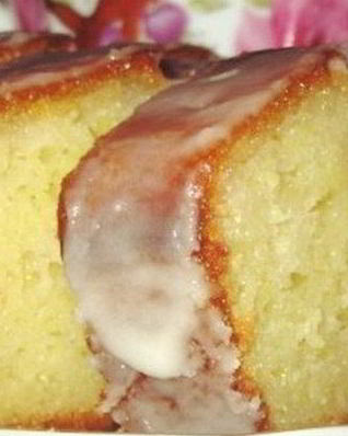 Лимонный кекс на йогурте в глазури