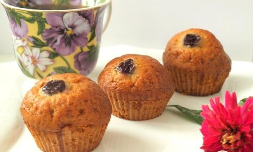 Рецепт медово-имбирных кексы с вишней