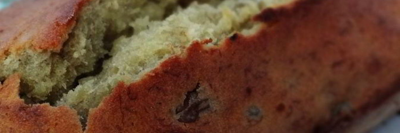 Мягкий банановый кекс с изюмом