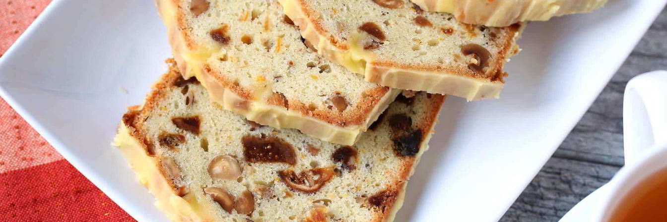 Ореховый кекс с апельсиновой глазурью