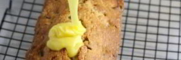 ореховый кекс с апельсиновой глазурью