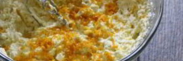 ореховый кекс с апельсиновой глазурью