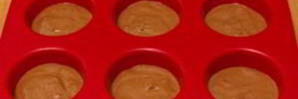 шоколадные кексы с карамельным кремом