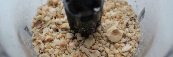 штоллен с вяленой клюквой и фундуком