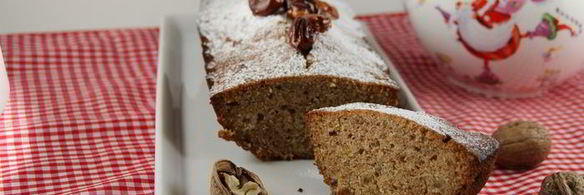 стамбульский кекс с грецкими орехами, изюмом и корицей