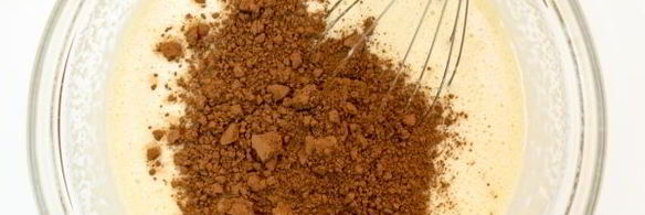 влажный шоколадный кекс