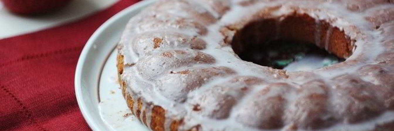 Яблочный кекс