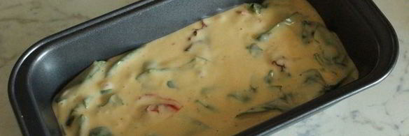 закусочный кекс со шпинатом и вялеными томатами