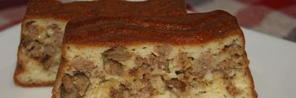 заливной кекс с фаршем и грибами