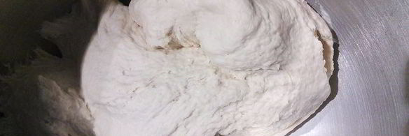 белый хлеб с камамбером