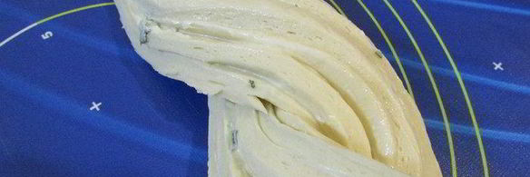 чесночный хлеб с шалфеем