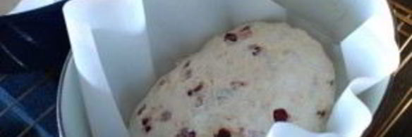 дрожжевой хлеб с клюквой