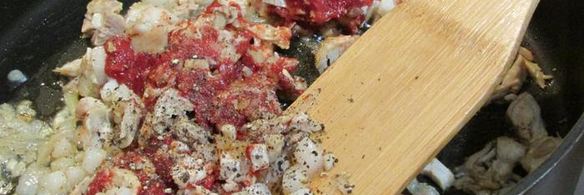 хеннеброд — хлеб с курицей