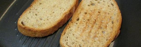 хеннеброд — хлеб с курицей